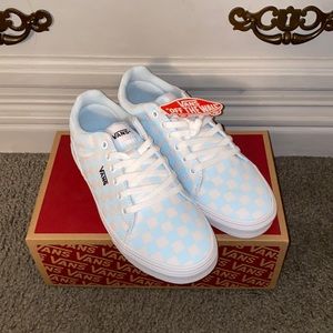 Womens Vans - never worn